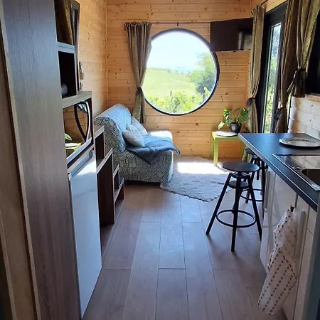 Tiny Badacsony Дом отдыха Бадачоньтомай